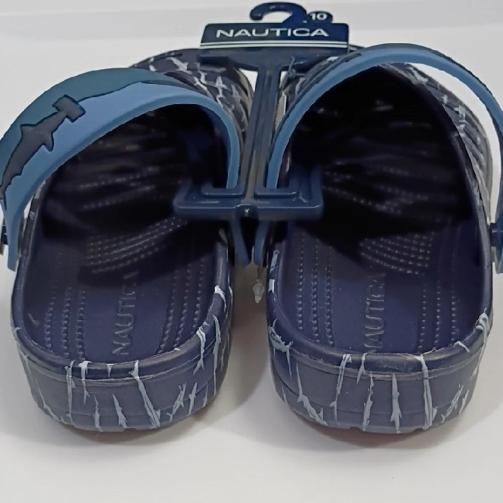 NAUTICA KIDS NAVY AND WHITE SHARK-PRINT WATER CLOGS SIZE 10 NWT